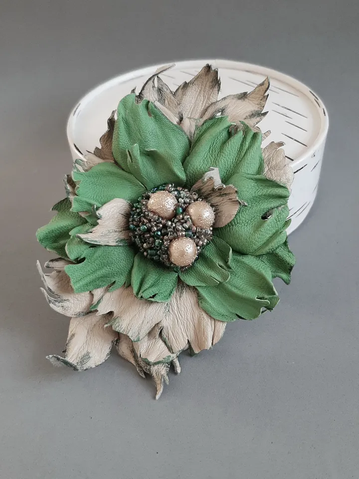 Green leather brooch for her , 3rd anniversary gift for wife, Leather women's jewelry
