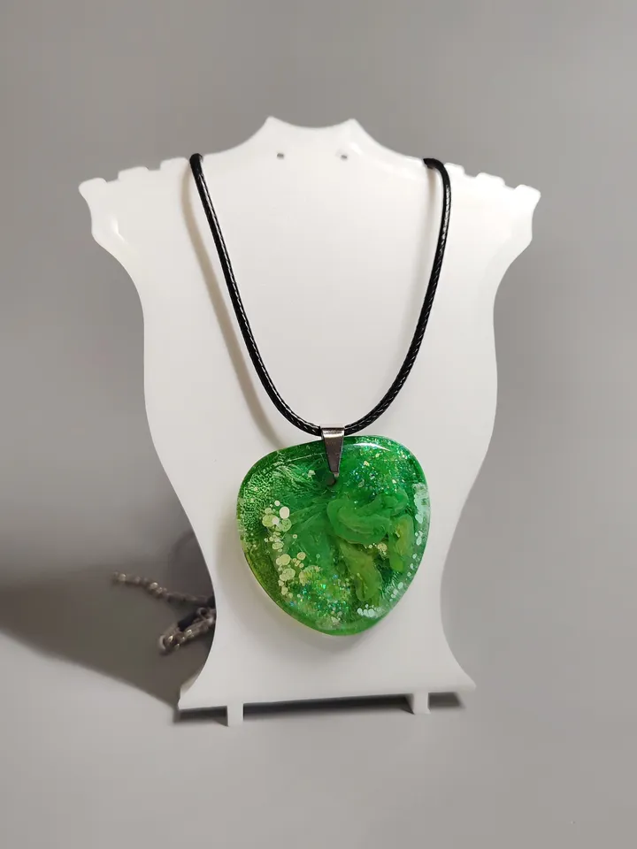 Elegant green colored pendant,handmade pendant