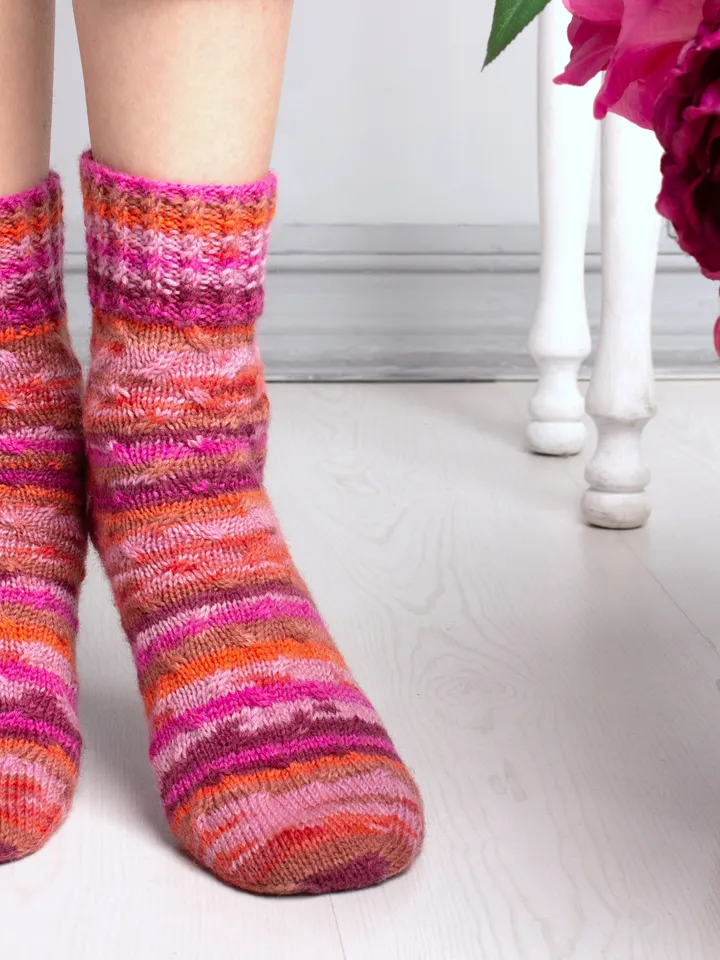 Sock pattern woman's. Home sock pattern.