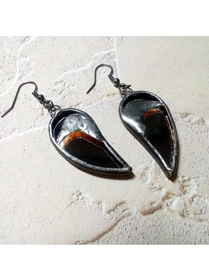 black Raven mirror earrings, Crow witch earrings, Halloween, samhain, Goth black earrings, witchy aesthetic