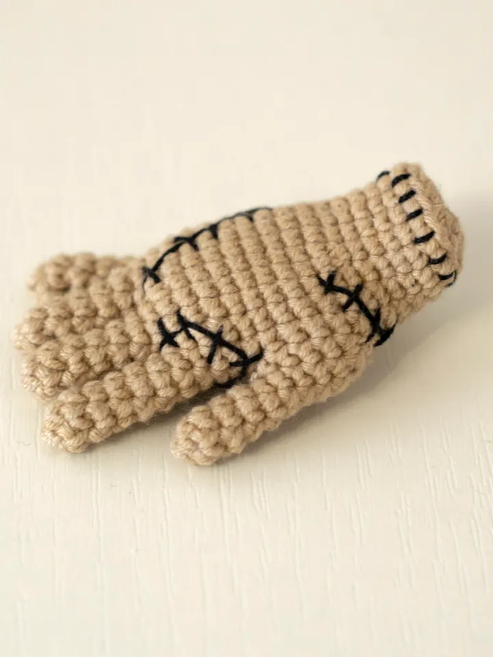 The hand thing from the Addams family movie, handmade miniature monster toy, Halloween sign, Halloween party