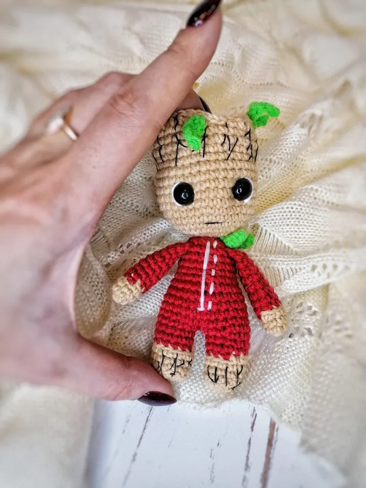 PDF Amigurumi Groot Crochet Pattern, Cute Baby Groot Amigurumi, Mini Tree Crochet Toy, Guardians of the Galaxy Inspired Crochet Pattern DIY