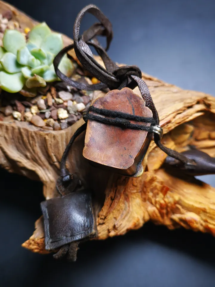 Gandhanra Antique Handmade Gau Ghau Shrine, Mini Tibetan Buddhist Altar Amulet Pendant,80 years old