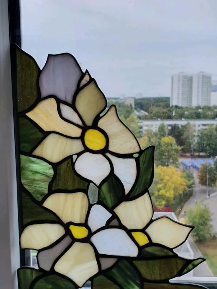 Tiffany Stained Glass Window Corner "Daisies"
Tiffany Stained Glass Corner "Daisies" for Windows
Tiffany-Style Stained Glass: Window Corner with Daisies
Tiffany Glass Art: Window Corner "Daisies" Design
Tiffany Stained Glass "Daisies" Corner Accent for Wi