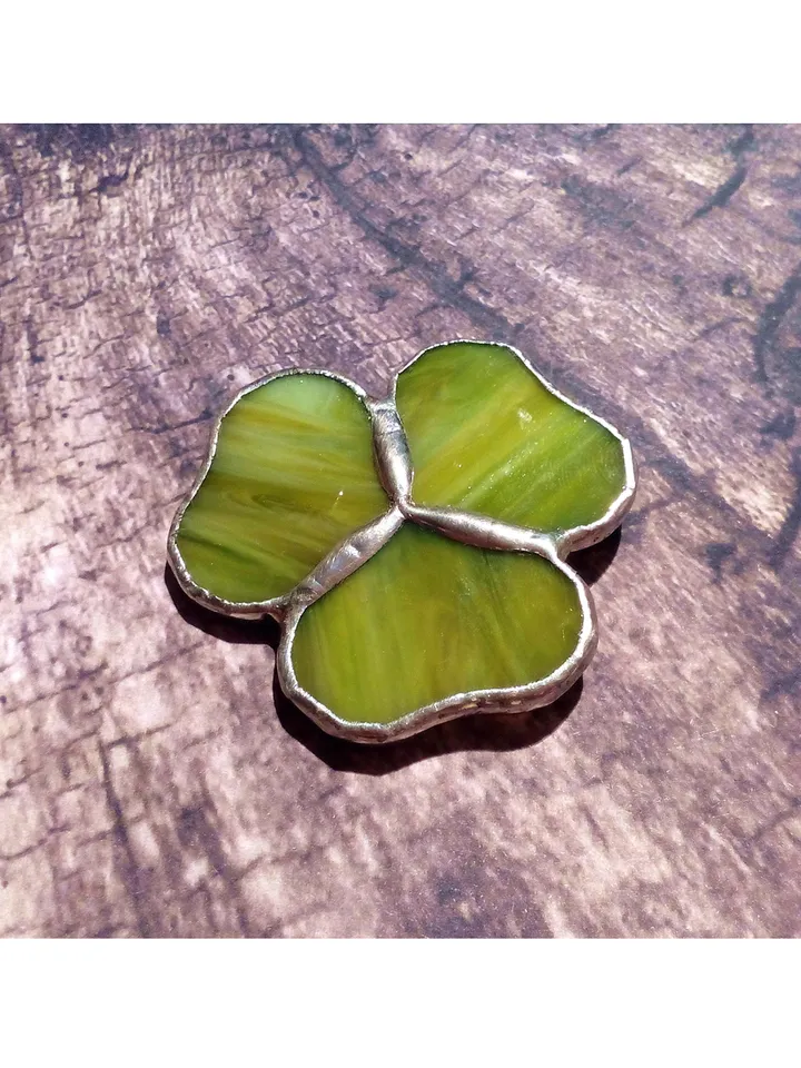 Shamrock brooch, st patricksday, trefoil, Irish leaf pin, Clover leaf brooch, lucky clover, St Patrick brooch, trifolium