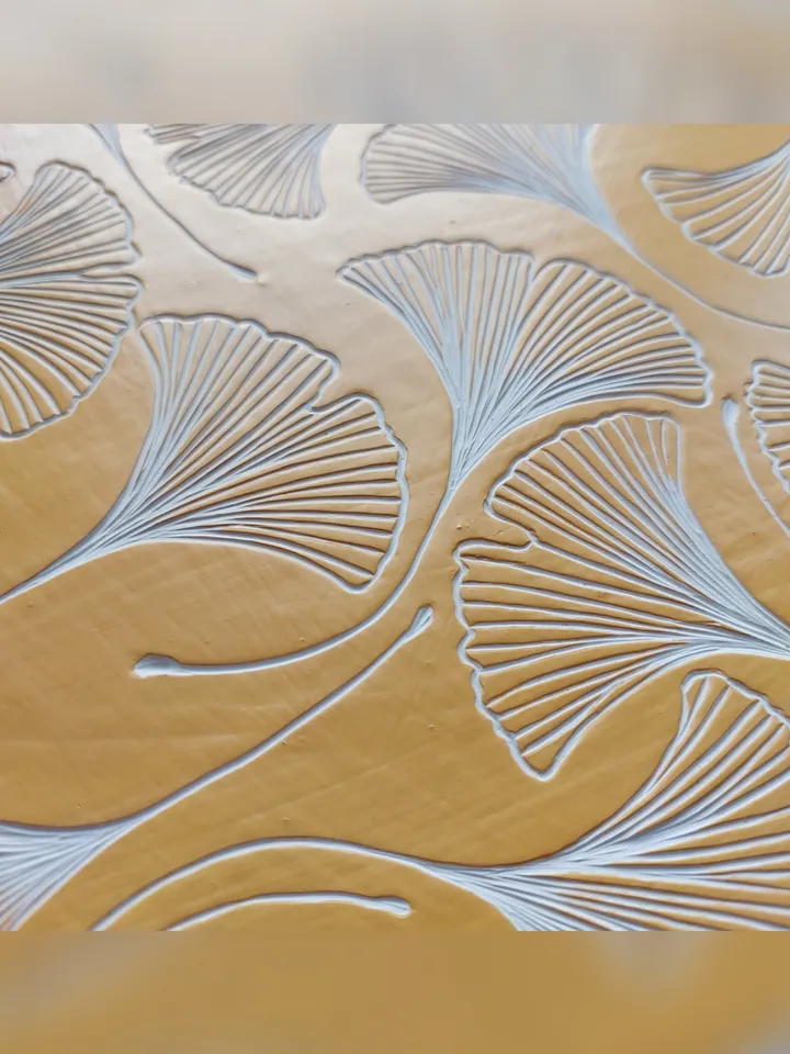 Ginkgo leaves. Paint carving. Diameter is 21.5 cm