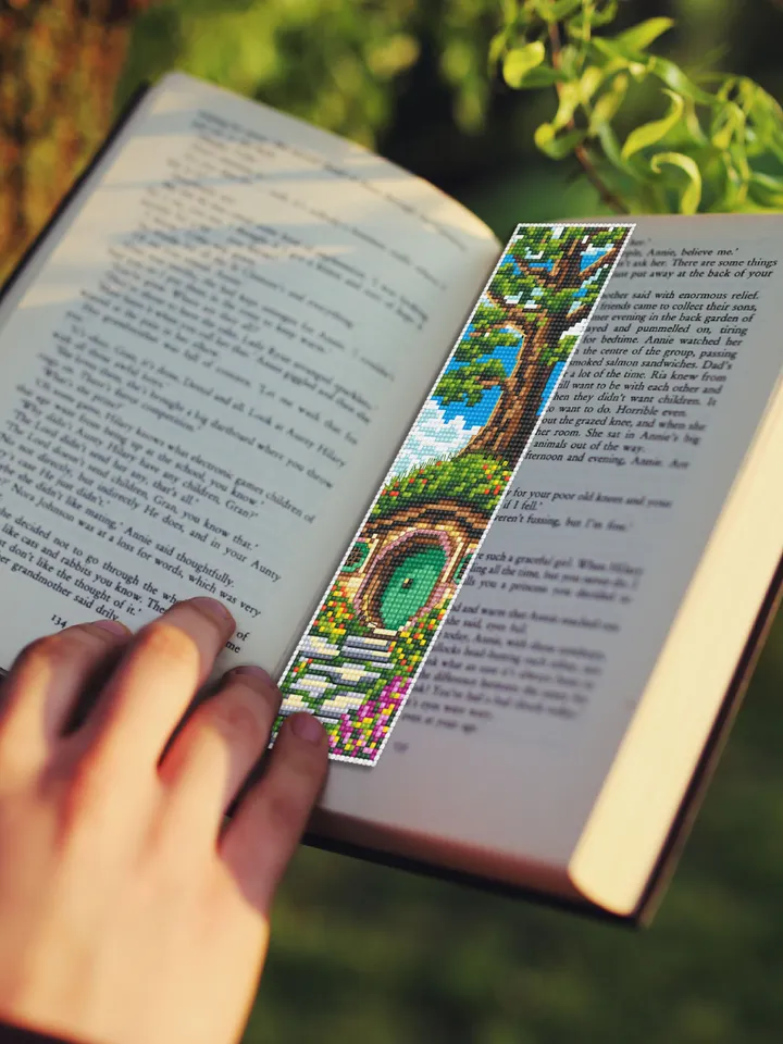 Bookmark Fairy hobbit house cross stitch pattern digital PDF Handmade bookmark embroidery beginners Fairy movie cross stitch chart Green door #B37