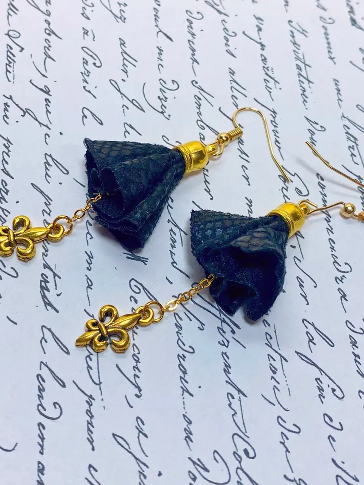 Handmade earrings. Black, bright earrings. Handmade jewelry.