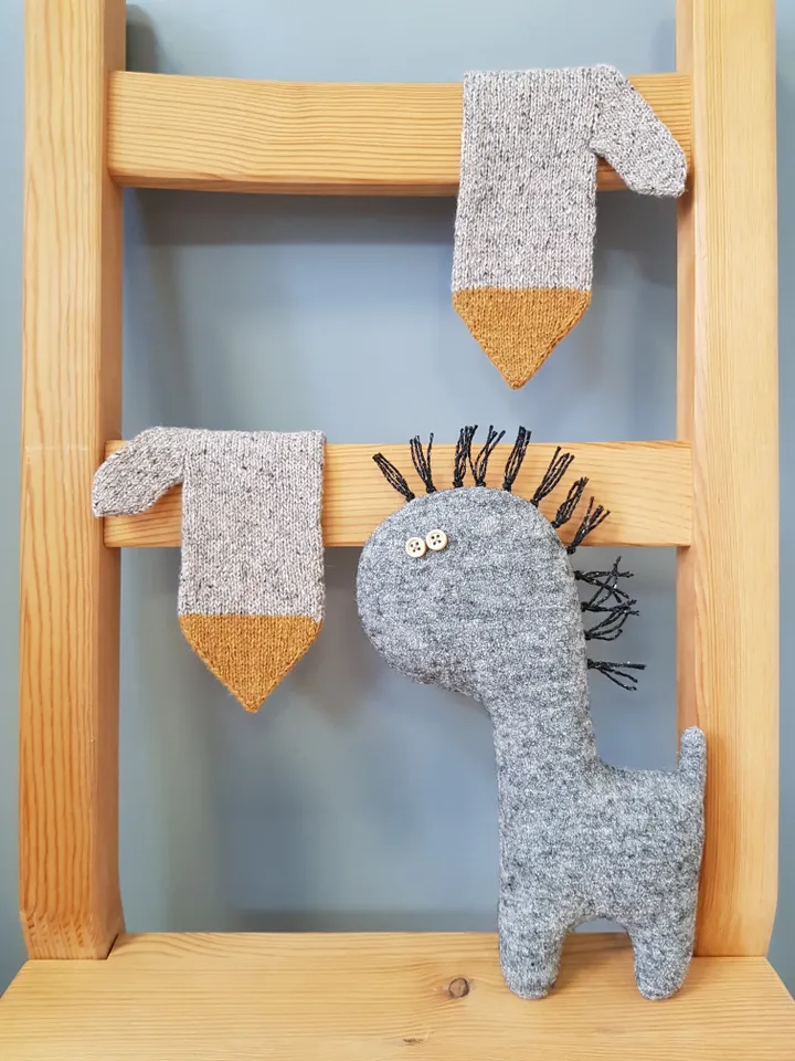 Horse sewing pattern PDF tutorial in English, stuffed animal template to sew, plush toy sewing diy