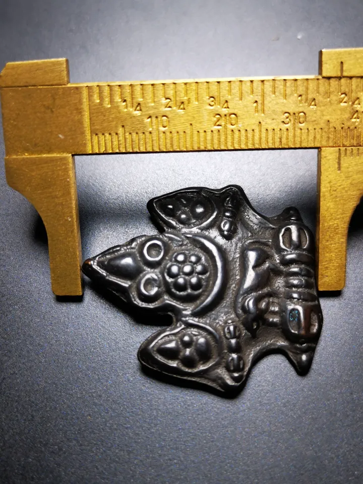 Gandhanra Antique Tibetan Buddhist Protective Amulet Pendant,Mani Jewel/Wish-Fulfilling Cintamani Badge, Nubro,50 Years Old