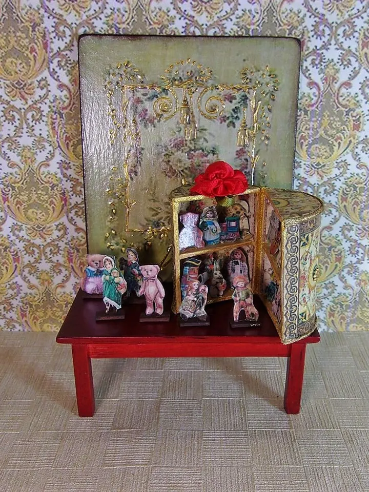 Vintage theater-box with dolls. Puppet show.1:12 scale.
