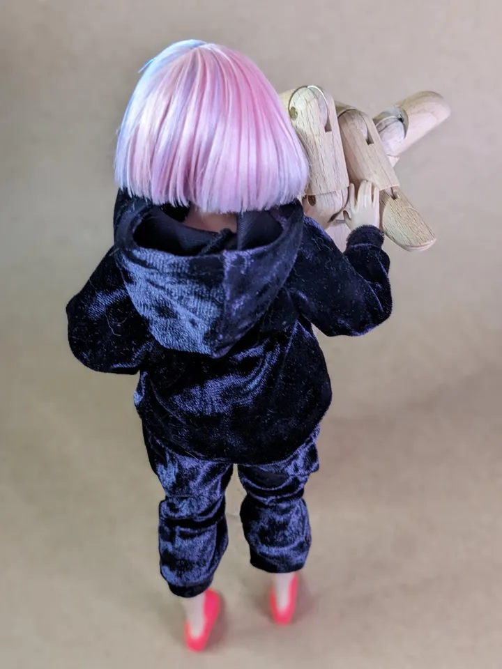 Handmade casual purple velvet two-piece set (hoodie and pants) for 1/6 scale fashion female dolls