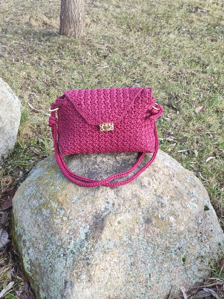 HANDBAG CHERI π