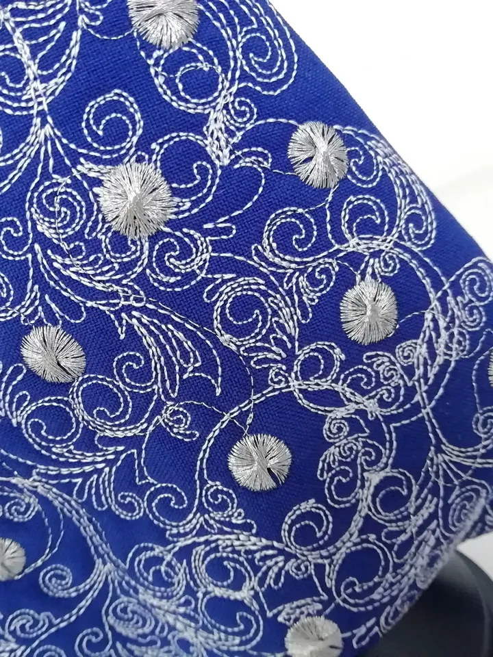 Machine embroidery design “textile christmas tree”.