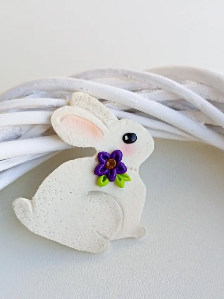 Bunny brooch/Little Bunny Brooch/Cute bunny birthday's gift/Children's brooch/Animal gift/Polymer clay bunny brooch/Brooch on the hat