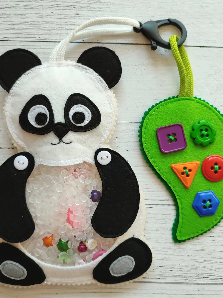 Panda I spy bag pattern & tutorial, I spy game felt pattern, Montessori travel toys, Autism sensory toys PDF, Felt Sewing pattern baby