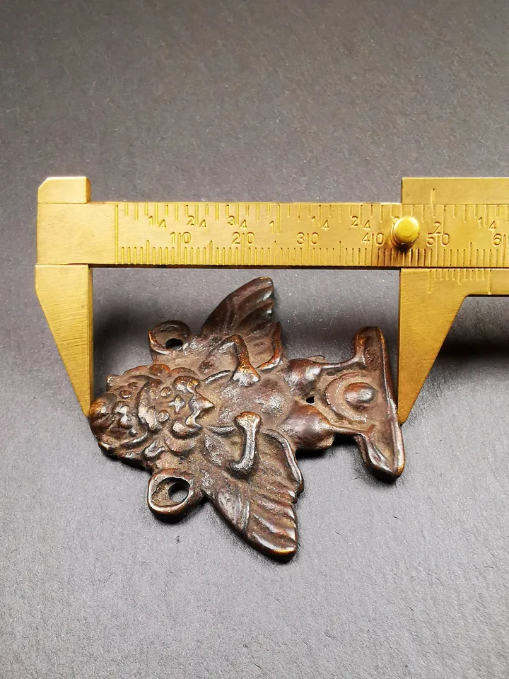Gandhanra Antique Tibetan Buddhist Amulet Pendant - Garuda - The Golden-Winged Bird,Made of Thokcha,100 years Old