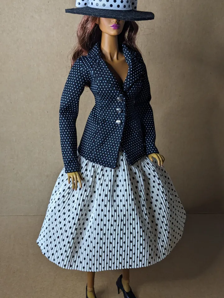 Handmade classic suit (jacket & skirt) for 16-inch Fashion Royalty dolls - FR16