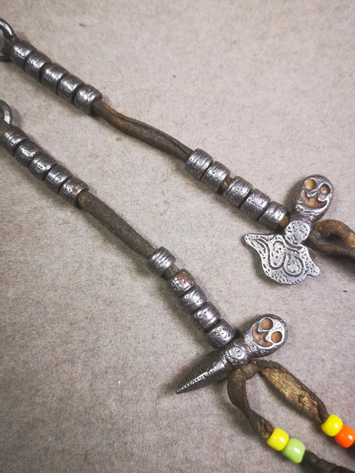 Gandhanra Handmade Tibetan Buddhist Mala Counters,Prayer Bead Counters,with Skull Kartika and Kila Pendant,Made of  Cold Iron