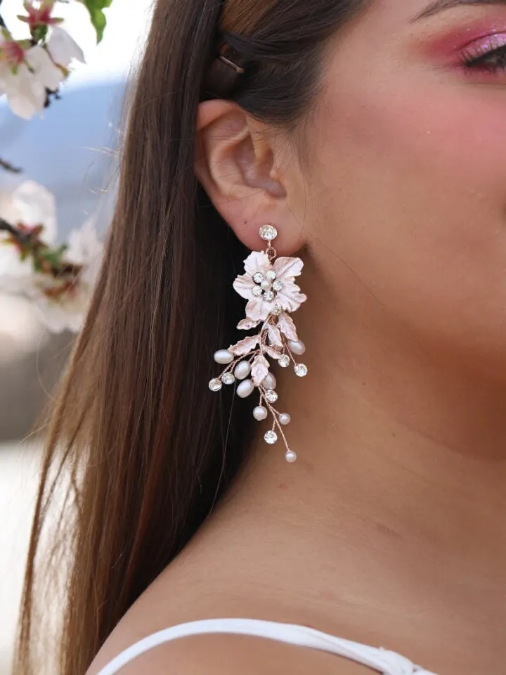 Rose Gold Flower Chandelier Boho Wedding Earrings , Floral Statement Boho Bridal Earrings, Leaf Romantic Bride Jewelry , Pearl Jewellery