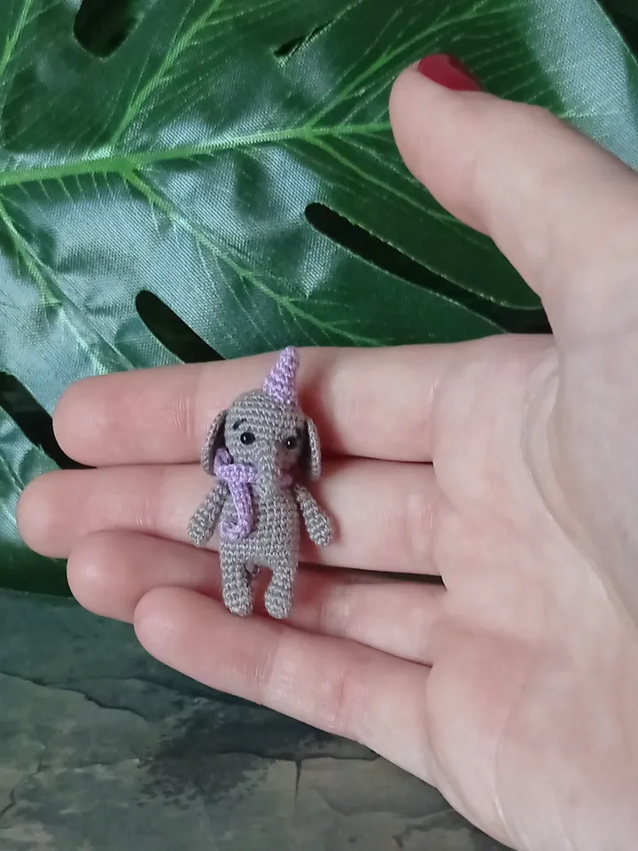 Crochet elephant toy pattern. English Pattern. Little elephant toy pattern. DIY cute elephant. Crochet miniature pattern