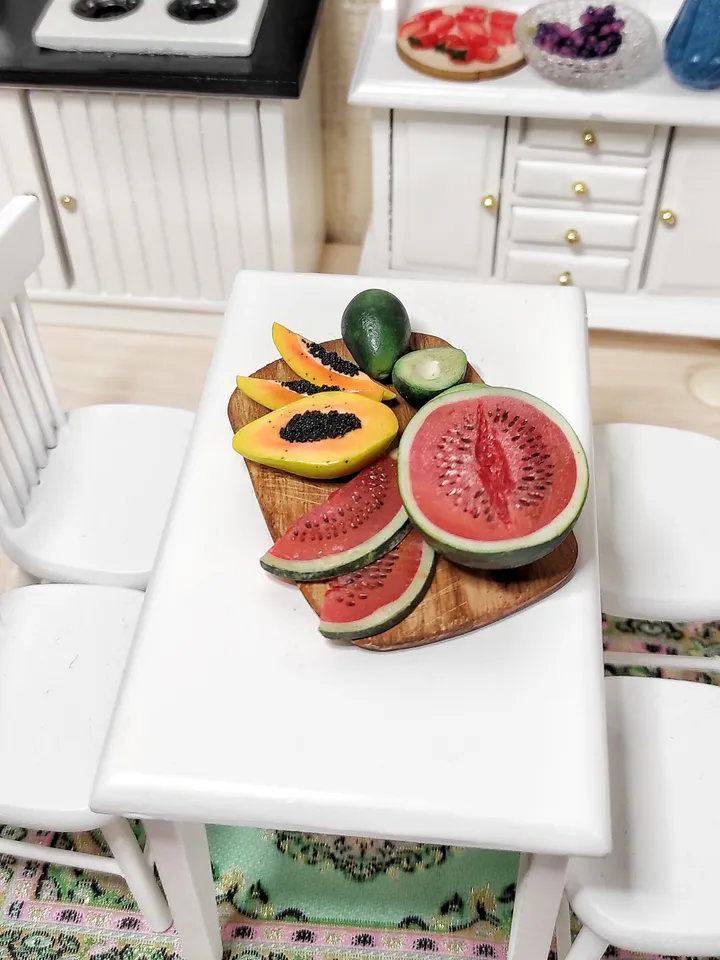 exotic fruits for dollhouses - Realistic miniature scale 1 6 - gifts ideas - mini fruit - fruit for dolls - miniature