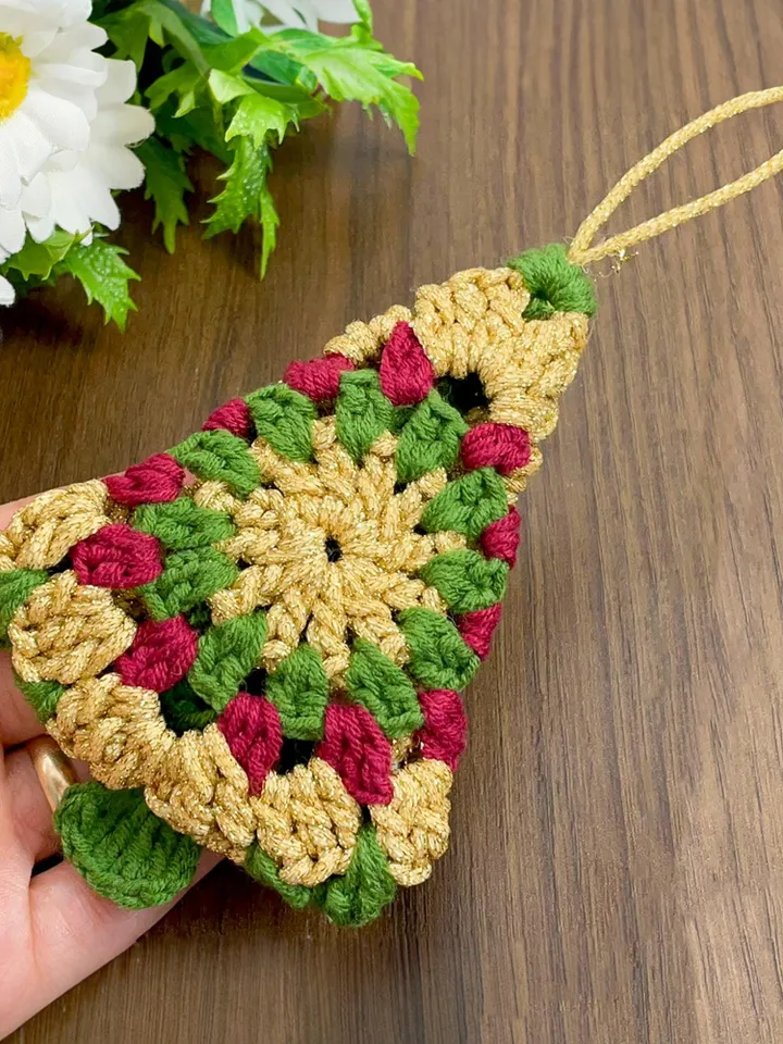 Crochet Granny Square Christmas Tree Ornament Pattern PDF, Vintage-Inspired Crochet Ornament Pattern for Holiday Decor