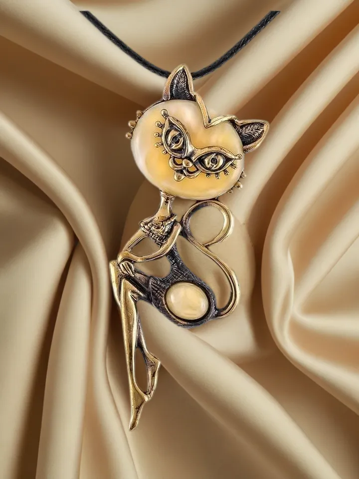 Lady cat pendant necklace gold and yellow amber jewelry Gift for women to beloved girl Bohemian statements jewelry handmade in vintage style