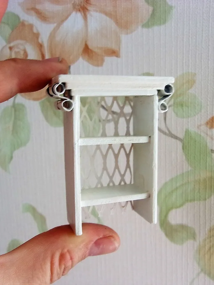 Doll furniture and accessories in scale 1:12.1:12 scale.