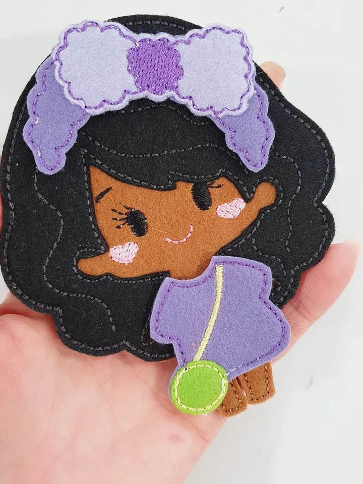 ITH Felt Dress Up Dolls Pattern Set (2 Dolls + Clothes), Quiet Book Dolls Embroidery Design, 4x4 Hoop Digital Download