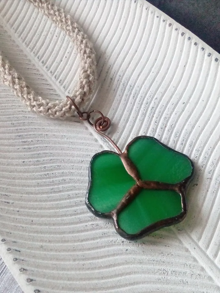 Shamrock necklace, st patricksday, Clover leaf, trefoil, St Patricks clover, Green trefoil,  Irish necklace, st patrick