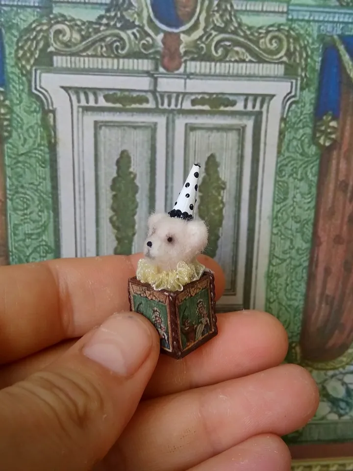 Bears in the box.1:12 scale.
