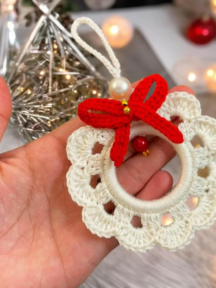 Crochet Christmas Wreath Ornament Pattern, Easy Crochet Holiday Decor PDF, DIY Wreath Ornament Tutorial, Beginner-friendly Crochet Pattern