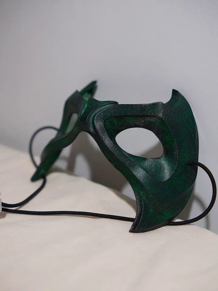 ROBIN 6 Green Mask from Batman Robin 6 Batman mask