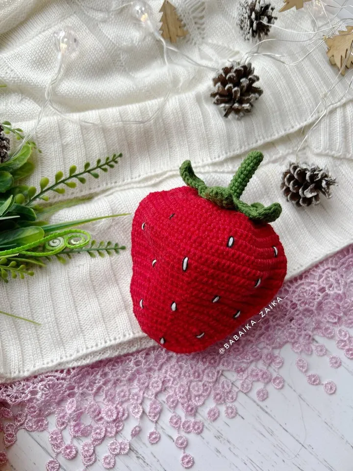 PDF Crochet Strawberry Fox Amigurumi Pattern, Crochet Fruits Pattern, Cute amigurumi fox, Crochet Amigurumi fruit Toy, Small Toy Pattern