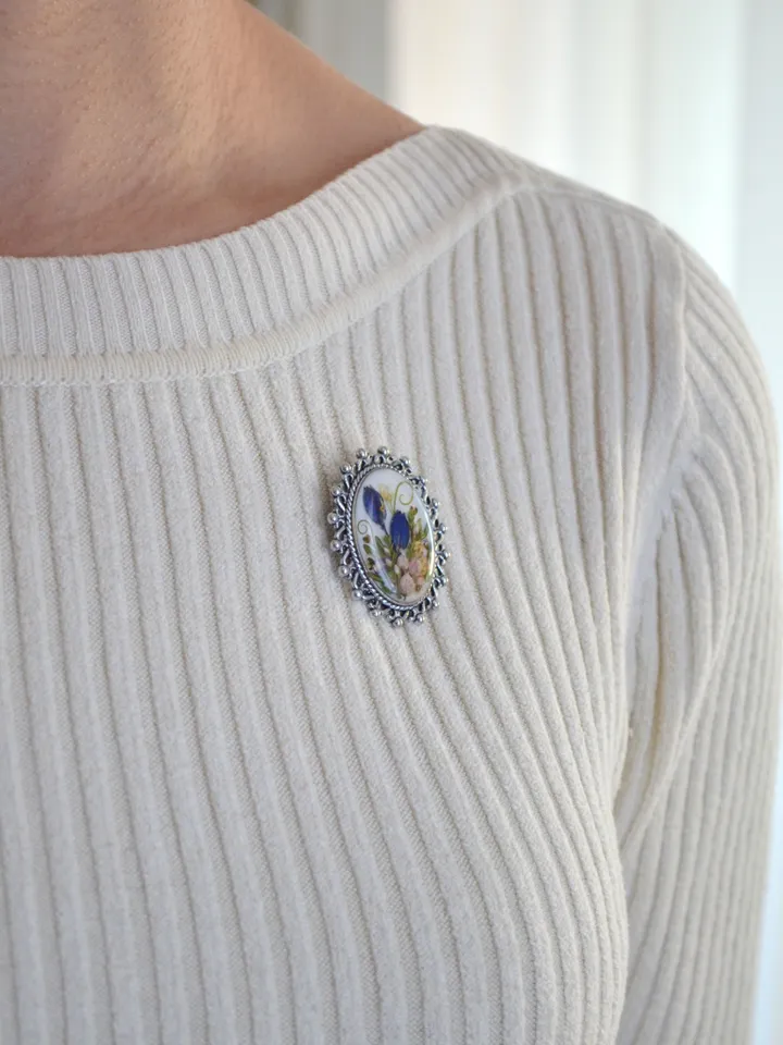 Real Flower Brooch. Brooch with Scilla in resin. Summer Brooch.