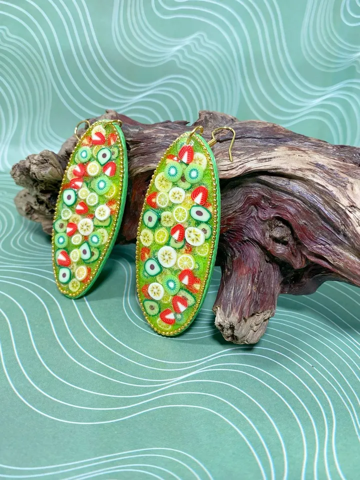 Handmade summer earrings. UV resin.