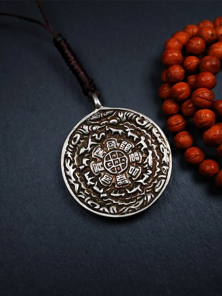 Gandhanra Acient Tibetan Buddhist Amulet,Kirtimukha Melong,Calendar Badge,SIPAHO(srid pa ho),Made of White Copper,1.7&quot;