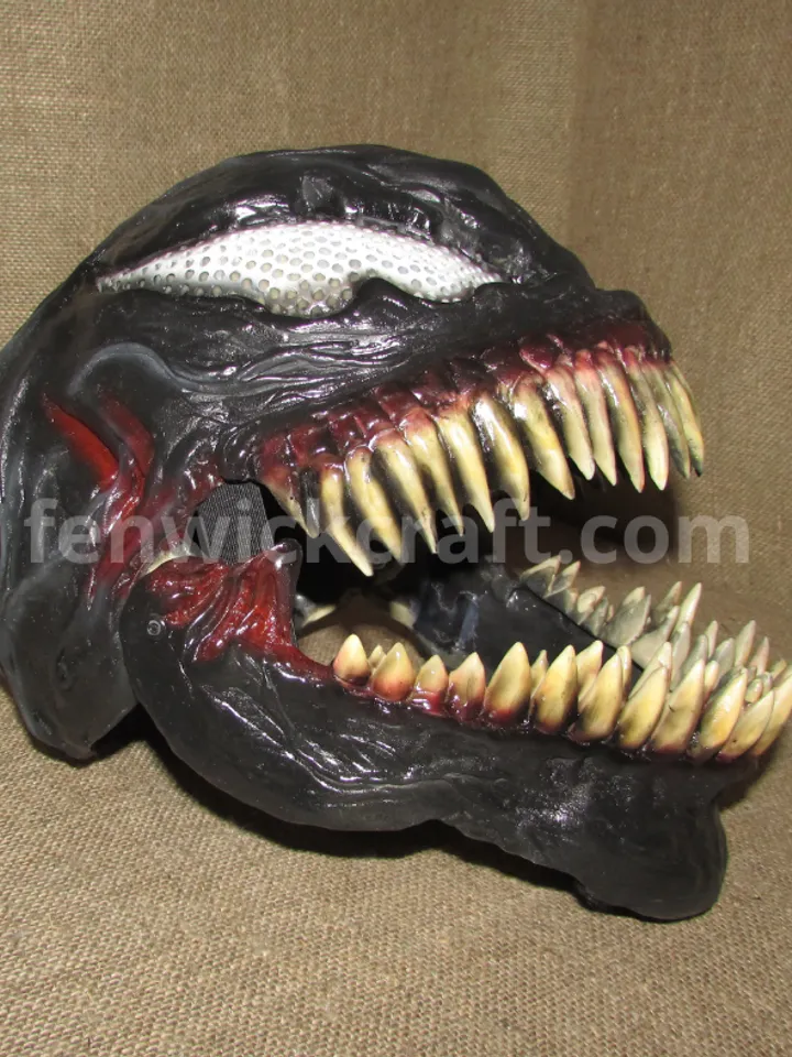 Venom Helmet / Moveable Jaw Helmet