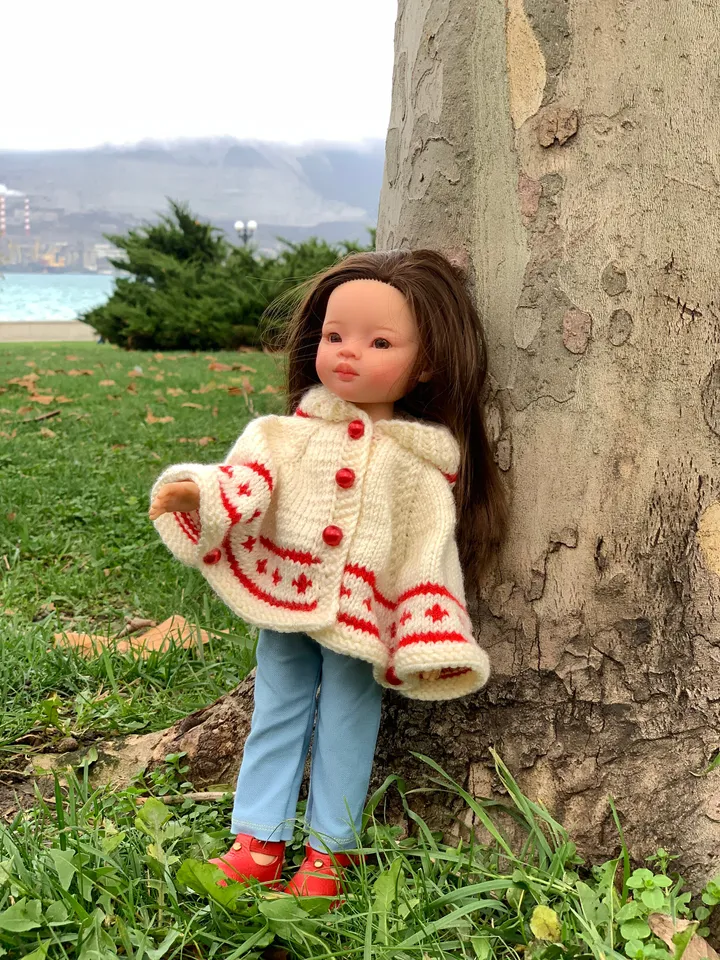 Poncho for Paola Reina KNIT PATTERN and tutorial Poncho for Boneka 12-13 inch doll, Ruby Red Siblies, Les Cheries 32 cm PDF eng