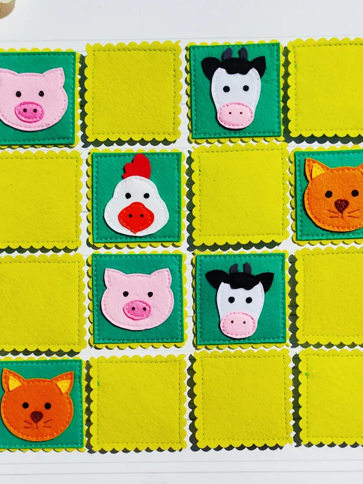 Felt memory game PDF Pattern, Farm animals Matching Cards, Educational toys for kids, Felt toy pattern, Travel Toys for toddlers