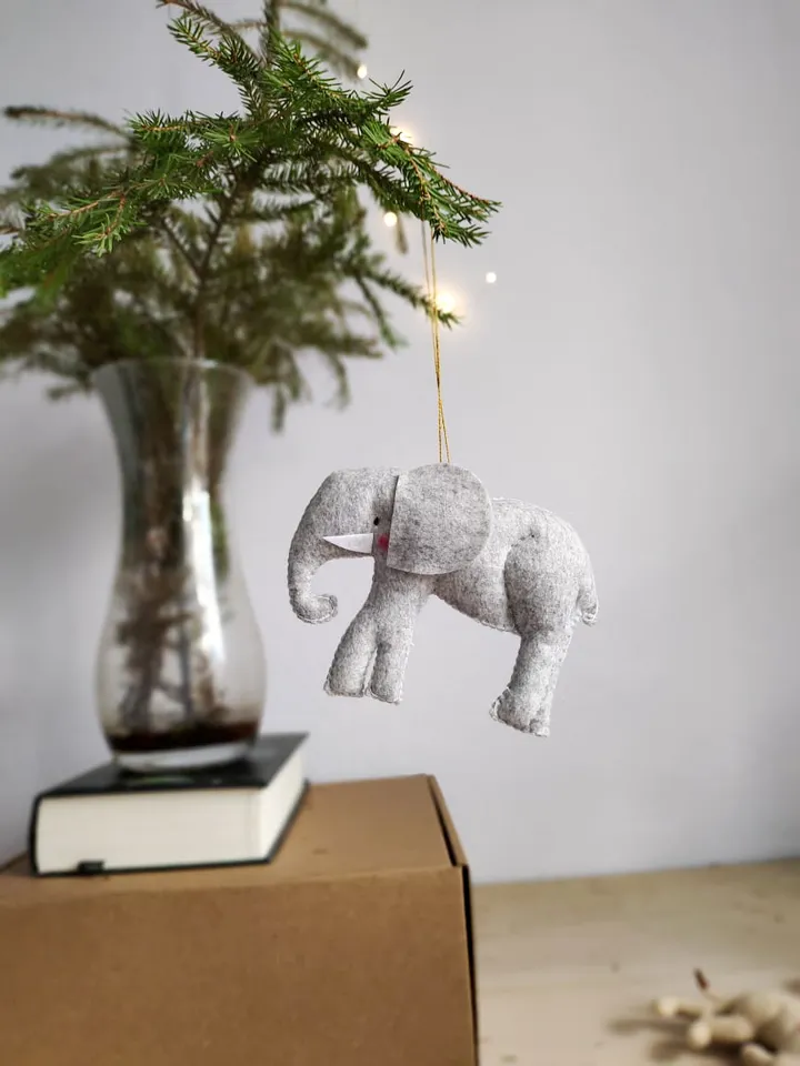 PDF patterns Safari animals 8 in 1 , DIY handmade baby mobile or garland ,stuffed animals perfect for Kids