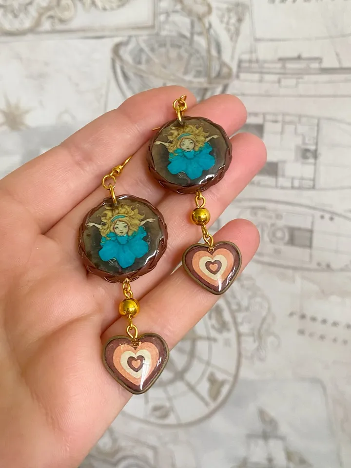 Set of handmade jewelry in the style of "Alice". Author's design.