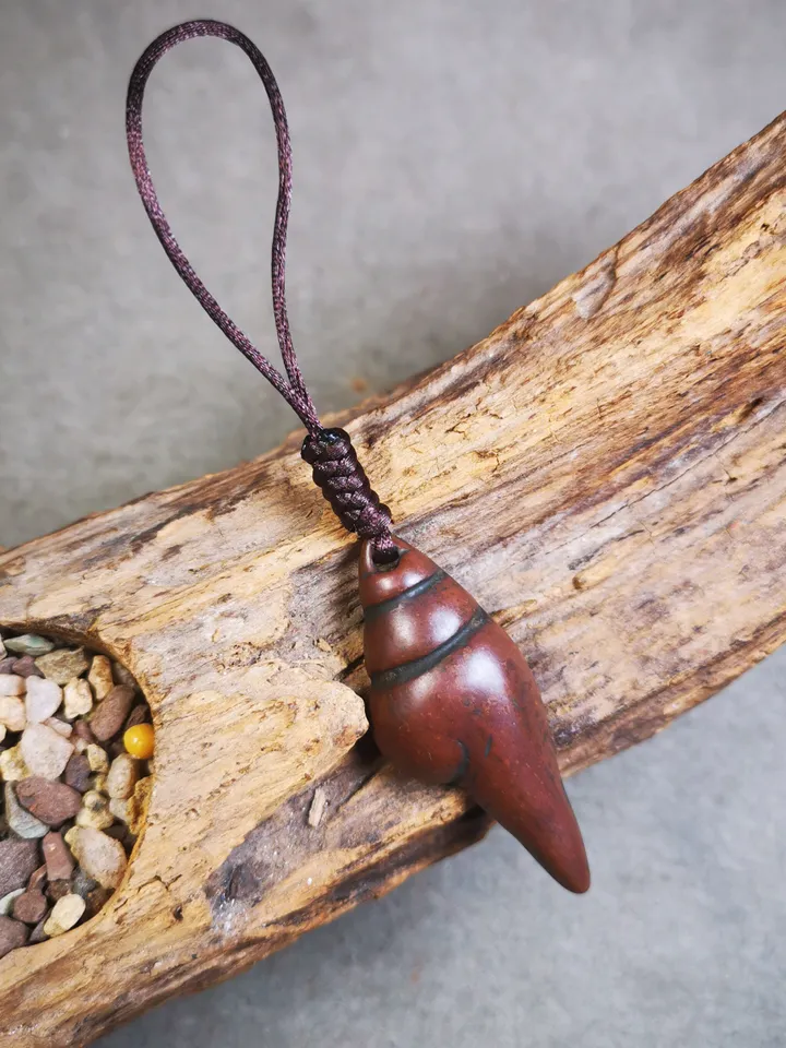 Gandhanra Acient Shankha(Divine Conch) Badge,Tibetan Buddhist Protective Amulet Pendant,Made of Lima Brass