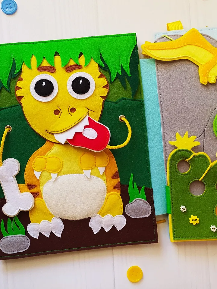 Dinosaur Quiet book Pattern pdf, Dino Felt book pattern pdf, Soft sensory book tutorial, Busy book sewing ideas for kids 2, 3, 4 year old