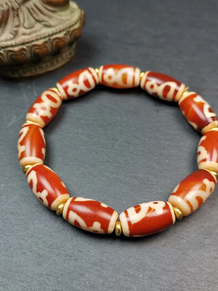 Gandhanra Tibetan Fire Agate Dzi Bead Bracelet, 18× 10mm Red Wealth God Dzi Wrist Mala, God of Wealth Amulet Bracelet
