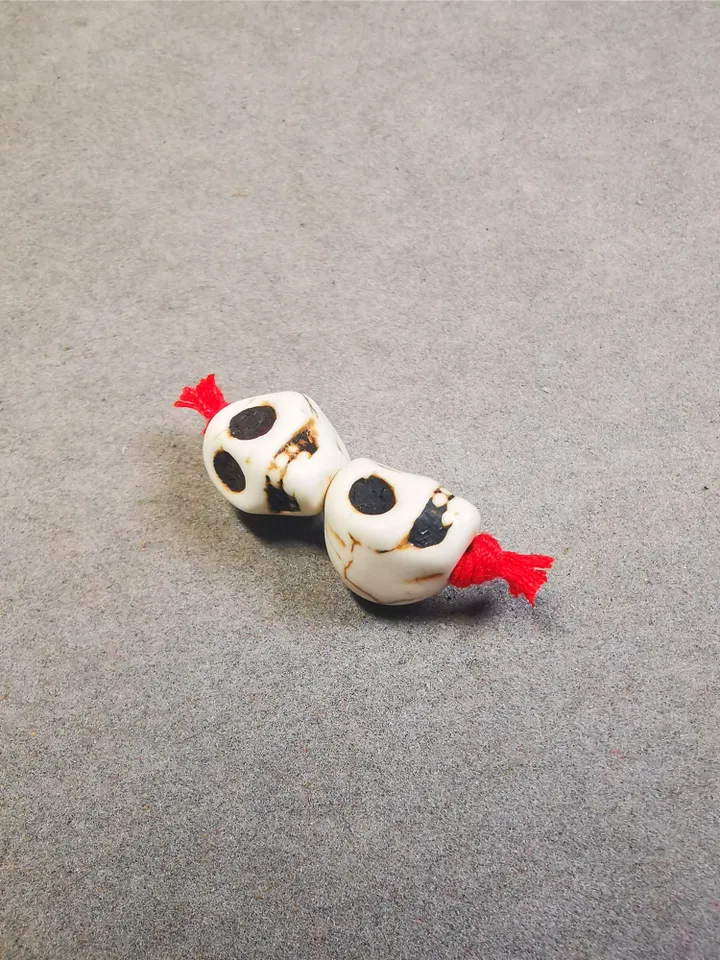 Gandhanra Handmade Tibetan Mala Spacer Beads,Stone Citipati Skull Beads, Marker Beads for Prayer Bead Necklace Accessories,0.47" × 0.4"