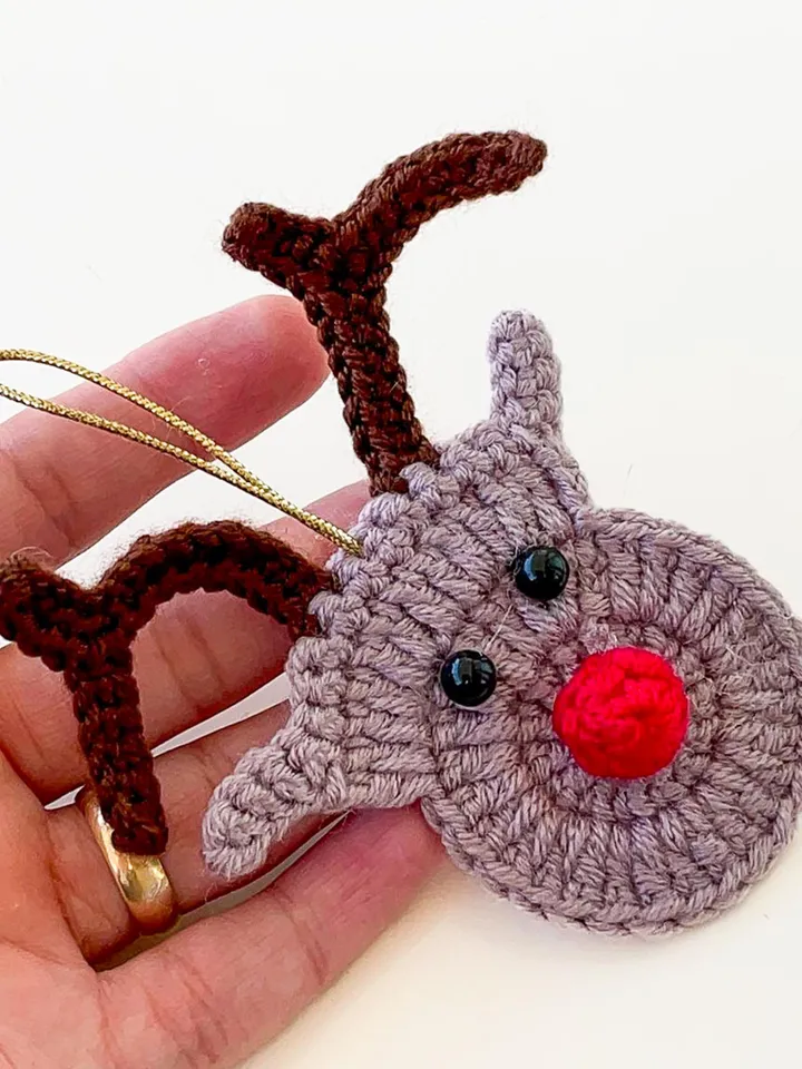 Reindeer Crochet Ornament Pattern, Handmade Holiday Ornament PDF Tutorial for Beginners, Perfect for Christmas Gifts and Decorations