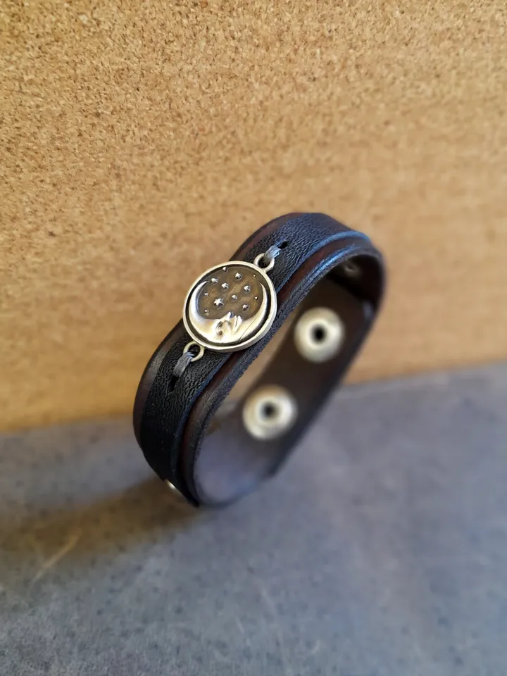 Crescent Moon Bracelet, Handmade Celestial Leather Bangle, Hilal Moon, Lunar Cuff, Pagan/Wiccan Bracelet, Adjustable Unisex Selene Bracelet