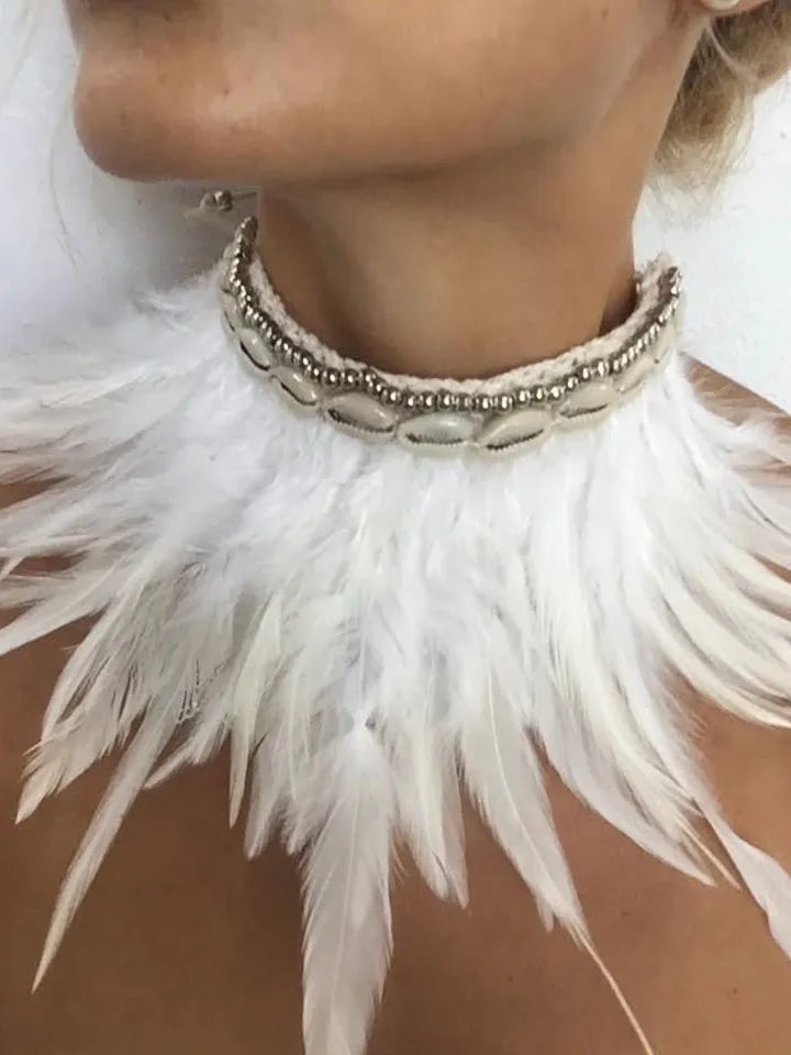 Bohemian feather and shell macrame chocker | Handmade boho necklace | Coachella jewelery | Cowrie shell chocker | Bohoshic boho hippie style